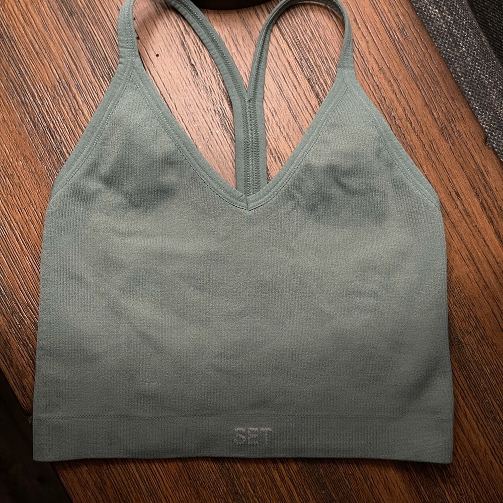 Setactive Pine Ribbed V